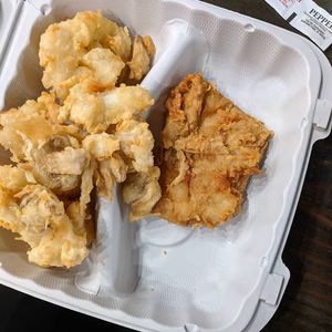 Fried chick'n and crispy veggies at NuVegan in Richmond