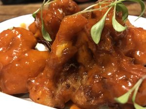 Buffalo cauliflower wings in spicy sauce  at Mexico 70 in Sunderland