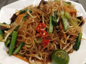 Fried bee hoon at Food Fortune Vegetarian Restaurant in West Singapore