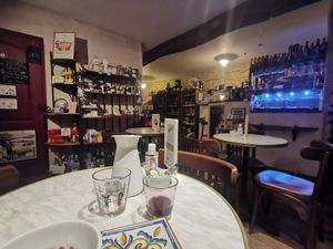  at Keck's Cafe Nature Shop in Vichy