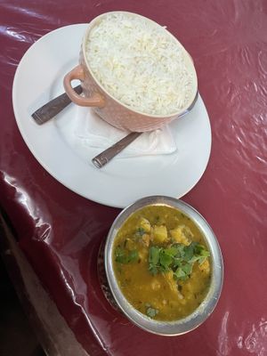 aloo gobi (8€)  at Royal Curry House in Athens
