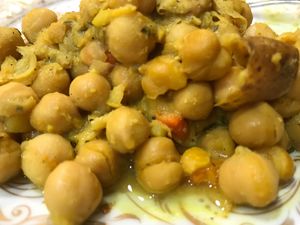 Curry chickpeas  at Sweet So-sum-ba in Washington
