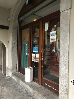 Front door at Al Carmine in Padua