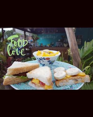 Some breakfast  at cHelloVegi in Kampot