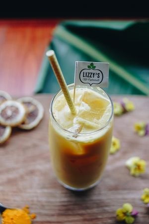 Golden Latte  at Lizzy's All Natural in Shanghai