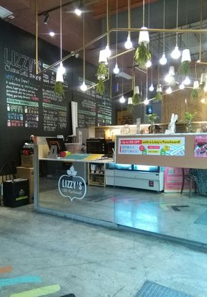 Counter at Lizzy's All Natural in Shanghai