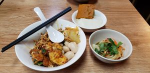 Food at Leshanzhai in Kunming