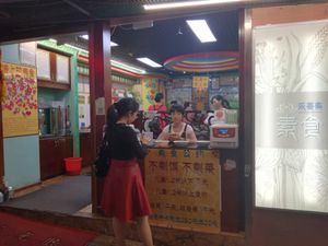 Loveliest lady!! at Leshanzhai in Kunming