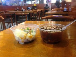 Spiced Tofu and Rose Tea Jelly Drink at Memorial Hall Underground Shopping Mall in Guiyang