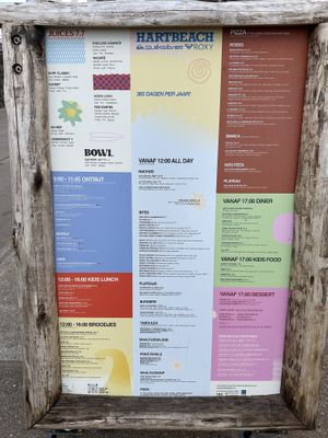 Speisekarte  at Hart Beach Quiksilver Surfschool in The Hague