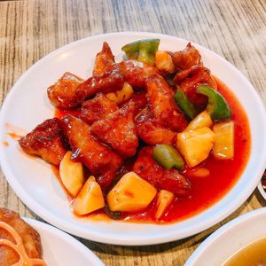 Sweet & sour chicken  at R&J Cosy Corner 自在齋 - Boon Keng in Central Singapore
