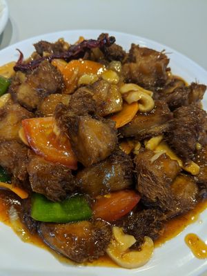 Kong Pau Lion Mane Mushroom at R&J Cosy Corner 自在齋 - Boon Keng in Central Singapore