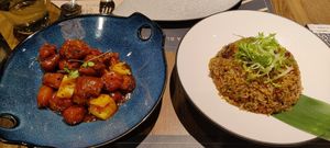 Sweet and sour dish at MAYS in Guangzhou