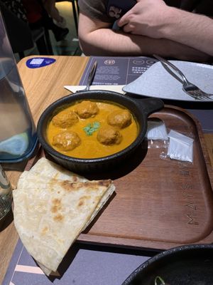 Meatball curry with Chinese pancake   at MAYS in Guangzhou