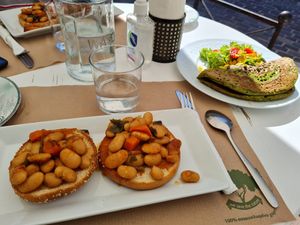 Petit-déjeuner at Pulse in Crete