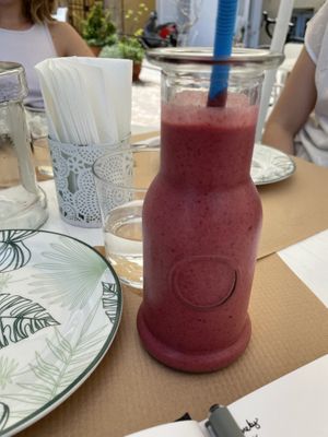 Berry smoothie  at Pulse in Crete