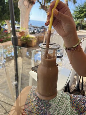 chocolate smoothie   at Pulse in Crete
