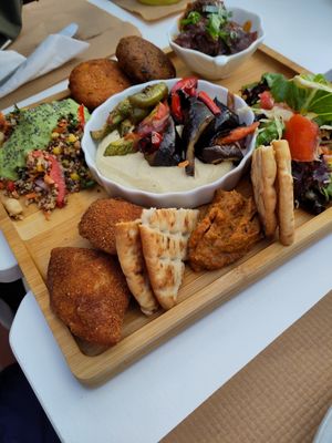 mixed meze 1 at Pulse in Crete