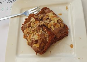 Carrot cake at Pulse in Crete