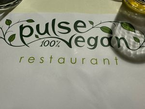 Tisch  at Pulse in Crete