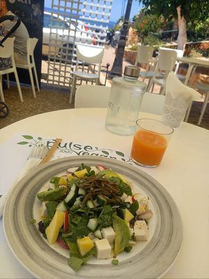 Ceviche salad with tofu and see weed at Pulse in Crete