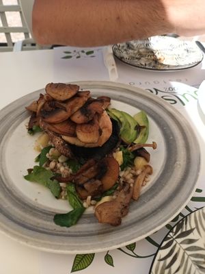 Stuffed mushroom (delicious !) at Pulse in Crete