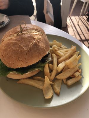 Homemade cheese burger at Pulse in Crete