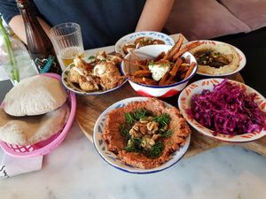 All vegan at HUmmUS in The Hague