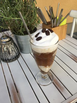 Eiskaffee at Zuhause in Augsburg