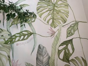 Pretty wall paintings  at Paradise Food in Budva