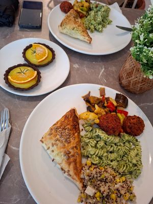  at Paradise Food in Budva