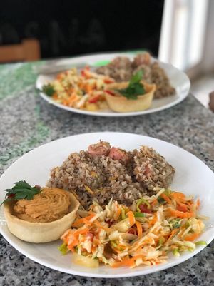 Греча с веганскими сосисками, салат и тарталетка с паштетом ) at Paradise Food in Budva