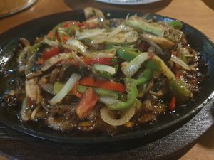 Sizzles vegetables at Amalias Kitchen in Crete