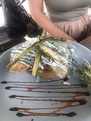 Breakfast   at Doko Demo V in West Burleigh