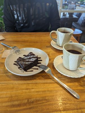 Brownie and long black at Doko Demo V in West Burleigh