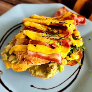 Bacon benedict at Doko Demo V in West Burleigh