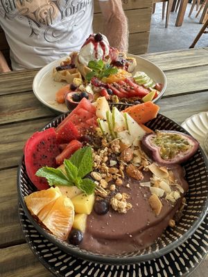   at Doko Demo V in West Burleigh