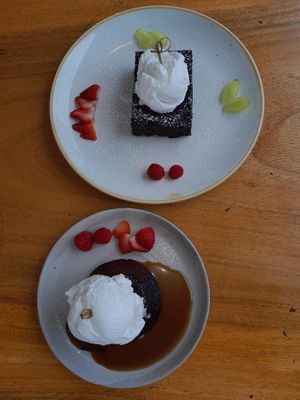 Brownie & Stick Date Pudding (heaven!!)  at Doko Demo V in West Burleigh