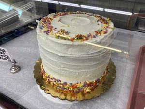 Yes, Cake Girl has Cake.  at Cake Girl in Los Angeles