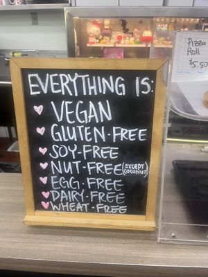   at Cake Girl in Los Angeles