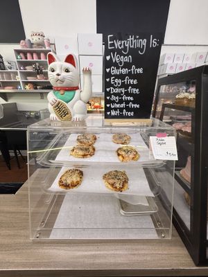   at Cake Girl in Los Angeles