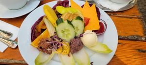 Sonnentau July 2023 at Cafe Anna Blume in Berlin