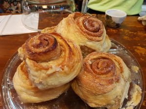 Cinnrolls at La Tienda de Los Unicornios in Granada
