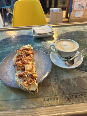Hummus kimchi tostadaas  at La Tienda de Los Unicornios in Granada