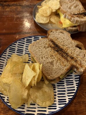 Sandwich de tomate, aguacate y queso   at La Tienda de Los Unicornios in Granada