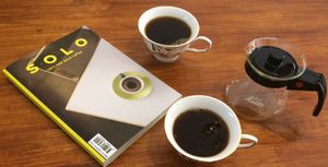 Pick one of our carefully selected magazines while waiting for your drinks and food  at La Tienda de Los Unicornios in Granada