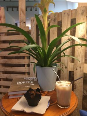 Hot or cold, dirty chai latte is what you want if you can't decide between coffee and chai. Goes really well with our gluten free muffins. at La Tienda de Los Unicornios in Granada