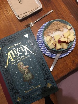 Cuenco caballo verde. at La Tienda de Los Unicornios in Granada