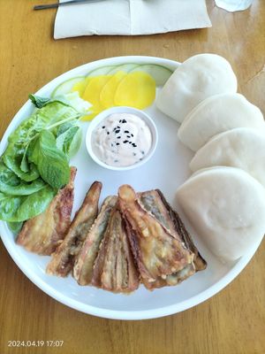 Vegan bao at Pink Lotus in Mullumbimby