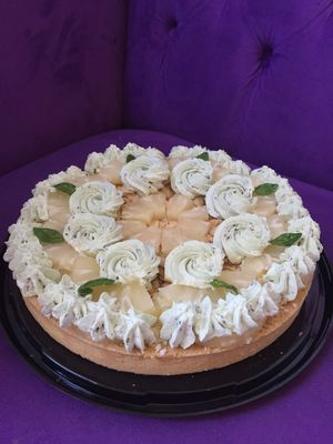 Tarta piña albahaca pastelera  at Veg & Bake in Santiago